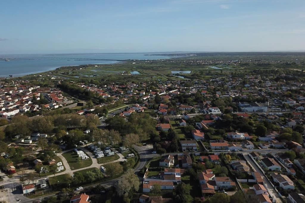 Les Amareyeurs - Ile D'Oleron - Maison Classee 3 Etoiles Avec Piscine - Clim - Velos Le Château-dʼOléron Zewnętrze zdjęcie